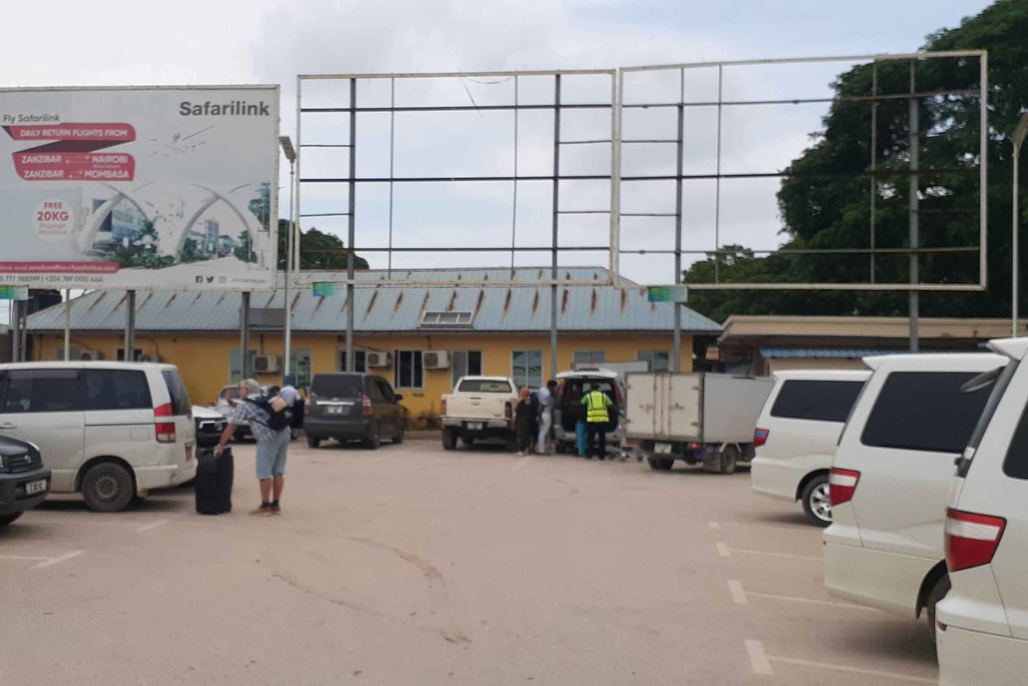 Paje: Private Transfer to Stone Town or Airport