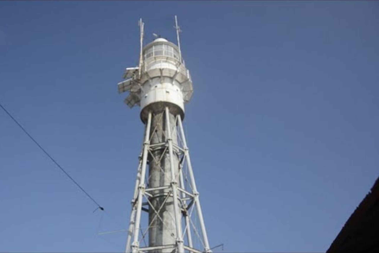 Pemba: Ngezi Forest Reserve, Lighthouse & Vumawimbi Beach