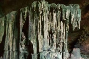 Pingwe: Ui Kuza-luolassa ja nauti illallinen The Rock Restaurantissa