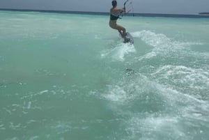 Kitesurfen: Privatunterricht vor Mnemba, Sansibar – Anfänger/Fortgeschrittene