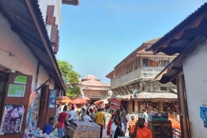 Private walking tour in stone town