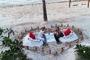 Cena romántica en la playa con fotos