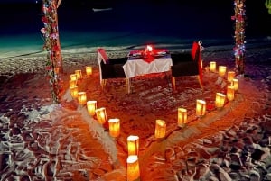 Cena romántica en la playa con fotos