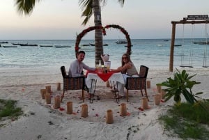 Cena romántica en la playa con fotos