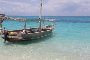 Safari Blue Adventure – sejlads, snorkling og et festmåltid med fisk og skaldyr