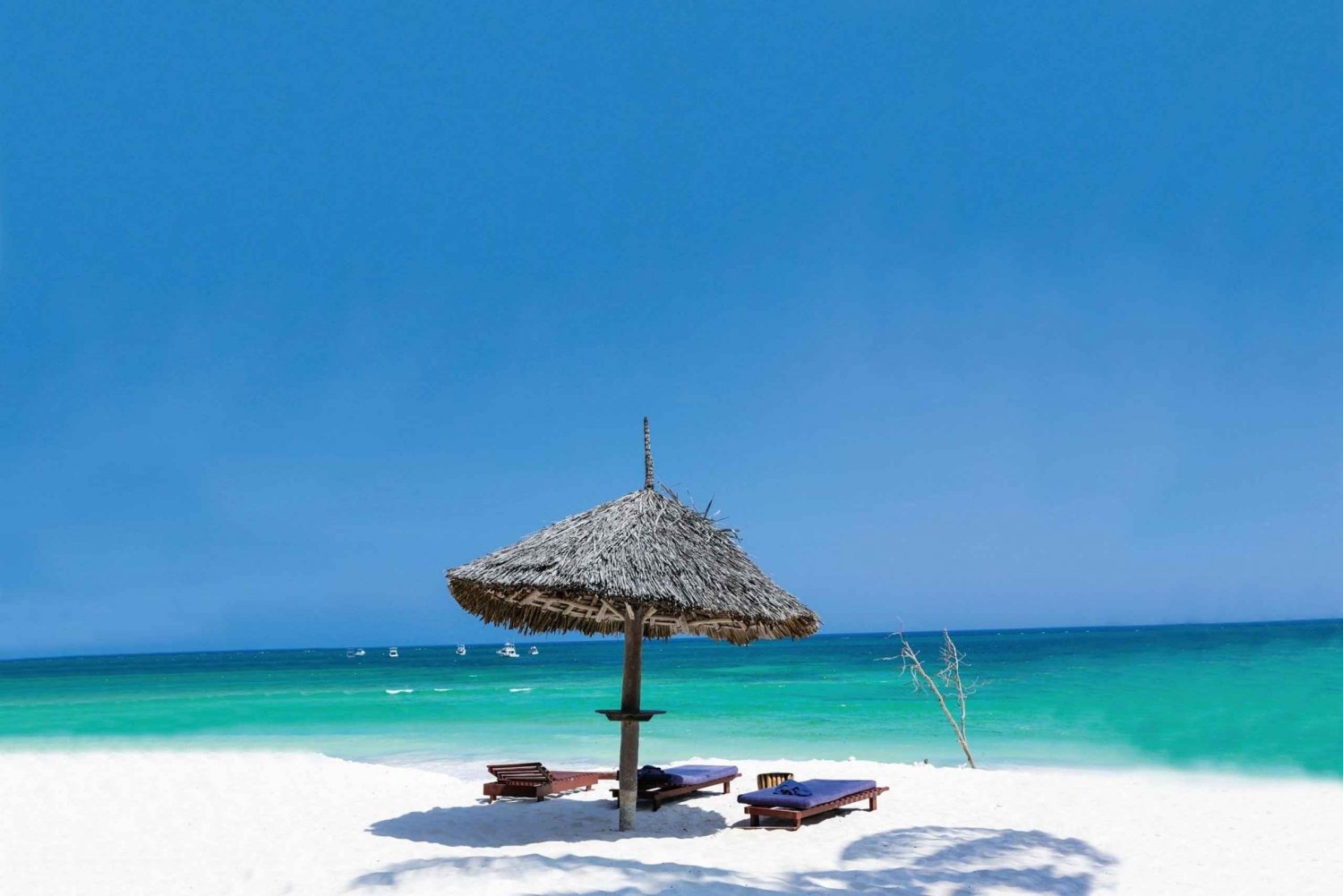 Salaamin luolaretki, Pajen ranta, The Rock Restaurant, Kuzan luola