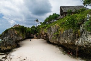 Zanzibar : Secret Beach, Kuza Cave and Jozani with transfer