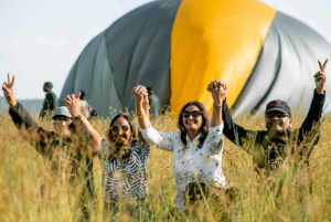 Serengeti: Voo de balão de ar quente com pequeno-almoço com champanhe