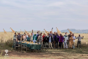 Serengeti National Park: Ballonsafari ved daggry