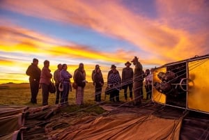 Serengeti National Park: Ballonsafari ved daggry