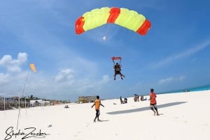 Kendwa: Tandem Skydive in Zanzibar