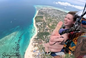 Kendwa: Tandem Skydive in Zanzibar