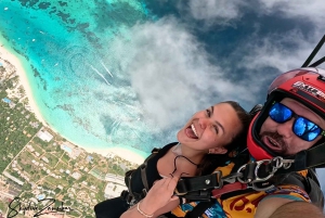 Kendwa: Tandem Skydive in Zanzibar