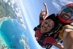 Kendwa: Tandem Skydive in Zanzibar