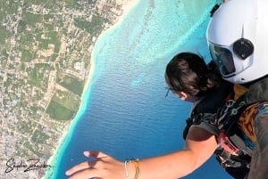 Kendwa: Tandem Skydive in Zanzibar