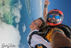 Kendwa: Tandem Skydive in Zanzibar