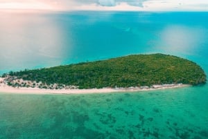 Stone Town: Halvdagstur med snorkling till Bawe Island