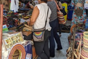 ストーンタウン：ガイド付きショッピング＆ヘリテージツアー