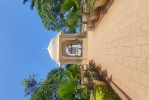 Kävelykierros kivikaupunkiin ( Kaupunkikierros)