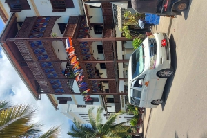 Kävelykierros kivikaupunkiin ( Kaupunkikierros)