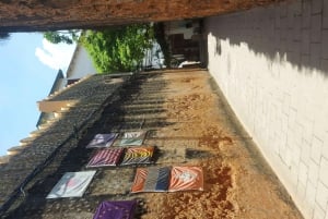 Kävelykierros kivikaupunkiin ( Kaupunkikierros)