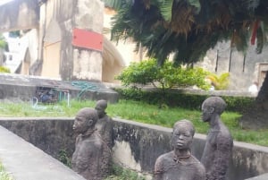 Kävelykierros kivikaupunkiin ( Kaupunkikierros)