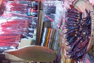 Kävelykierros kivikaupunkiin ( Kaupunkikierros)