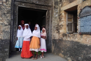 Byvandring i Stone Town med lokal guide + frugtsmagning