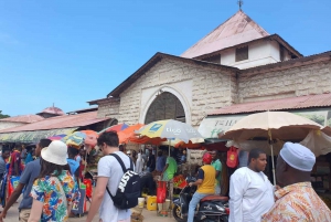 Zanzibar: Omvisning i Stone Town og på Prison Island