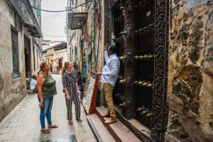 Zanzibar: Stone town Street kulinarisk omvisning til fots, transfer