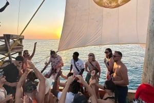 Cruzeiro Sunset Party em Zanzibar com o BoomBoom Boat