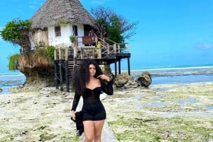 Das Felsenrestaurant und die Blaue Lagune