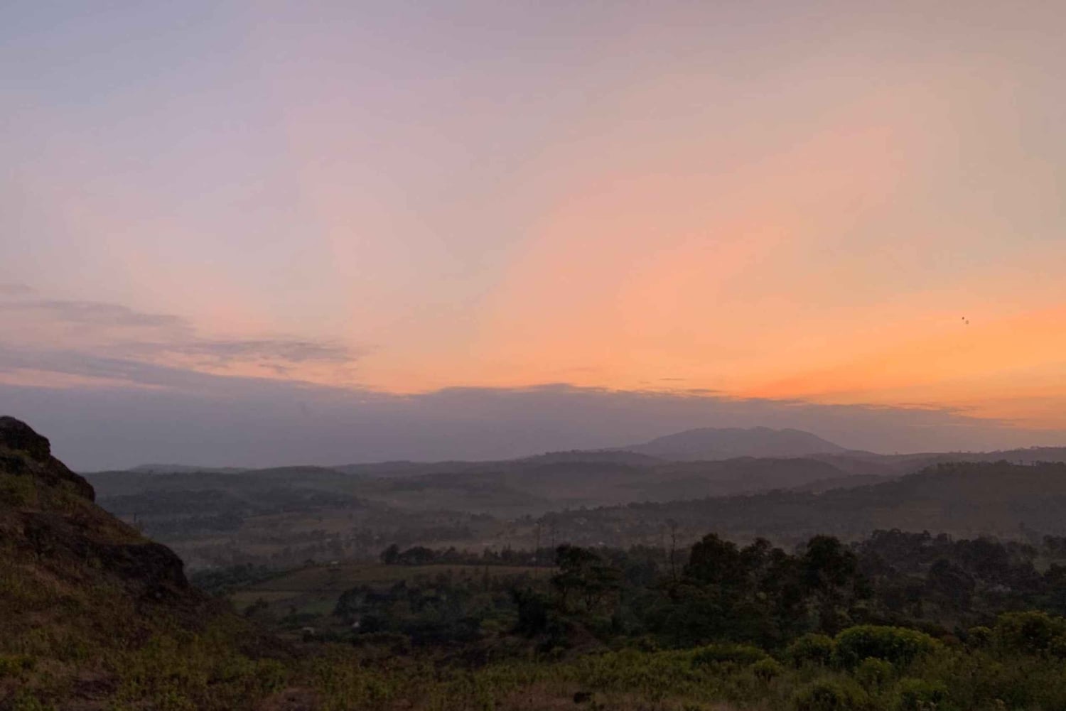 Vulkankratervandring ved Kilimamoto med Kingstone Asilia