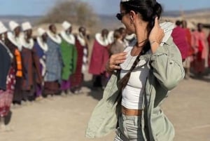 ザンジバルでフェリーとSGRを利用したミクミ国立公園サファリ（2泊3日）