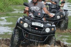 Zanzibar: 3 dager med ridning, firhjuling og parasailing