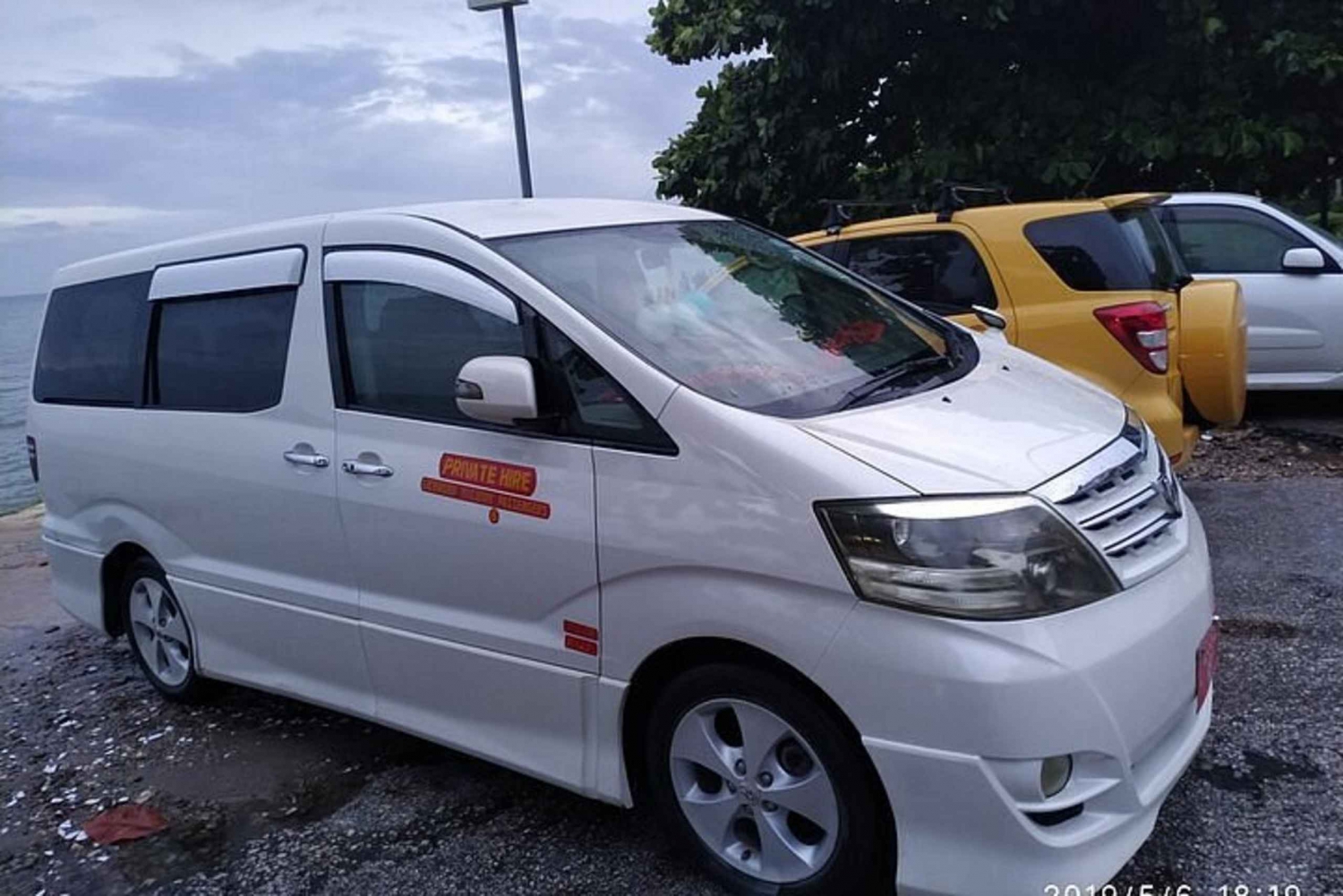 Zanzibar: Airport Taxi Transfers to Stone Town Hotels