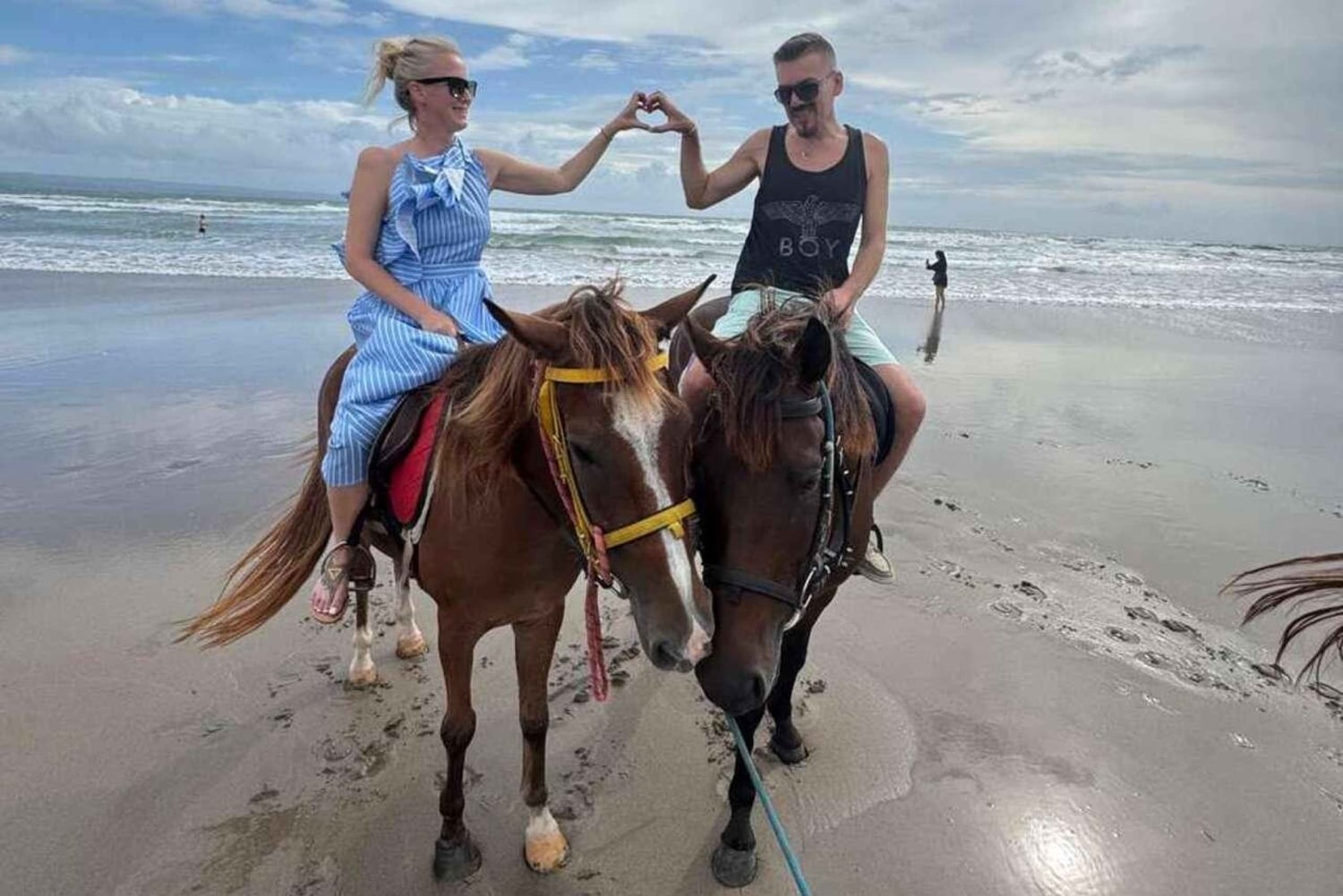 ZANZIBAR: Amazing Horsesback riding at michamvi with Pickup