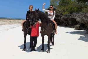 Zanzibar: passeio a cavalo na praia em Jambiani com recolha no hotel