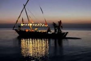 Zanzibar: Dhow-sejltur til Den Blå Lagune og middag på stranden