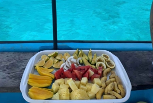 Zanzibar: snorklaus sinisessä laguunissa, meritähtiä ja kiertue Kivikaupungissa