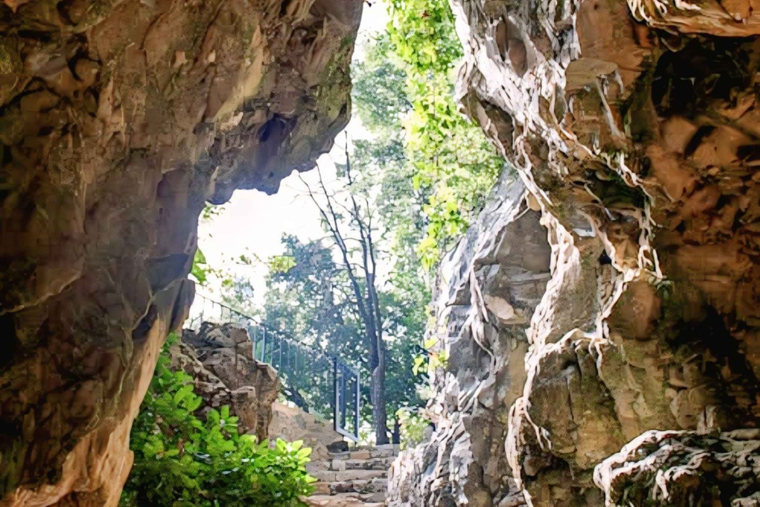 Tour de la ciudad de Zanzíbar y cueva con pozo de agua subterráneo