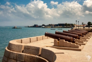 Sansibar: Städtetour, Gefängnisinsel & Nakupenda mit Barbecue