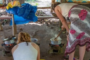 Zanzibar : Cours de cuisine traditionnelle à Zanzibar avec visite des épices