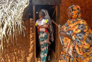 Zanzibar: Door & Dhow Making, Village life & Swahili Lunch