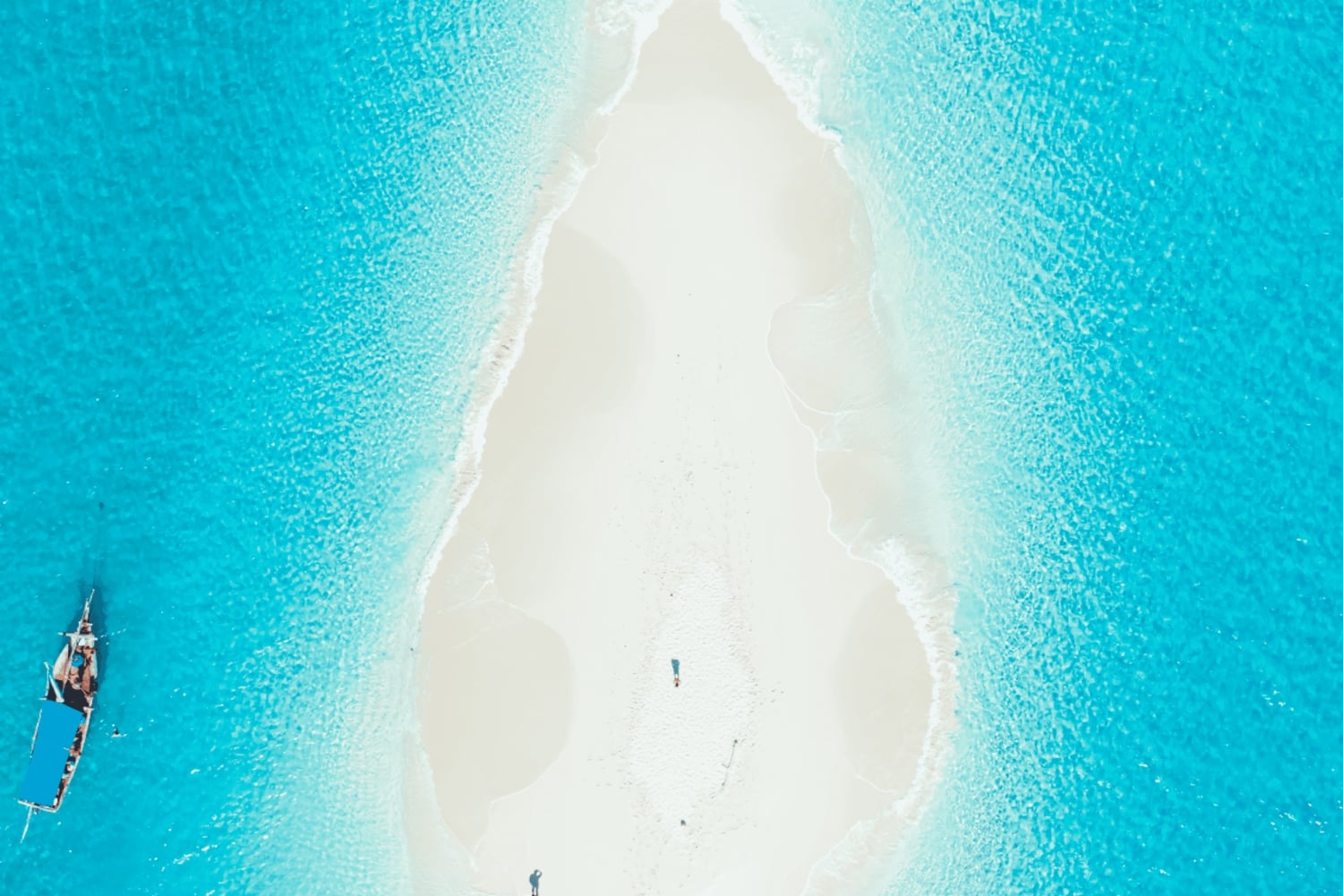 ザンジバル：ナクペンダサンドバンクでドローン写真撮影をご体験ください