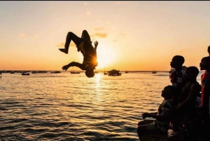 ザンジバル：夜のナイトマーケットとストーンタウン・ウォーキングツアー