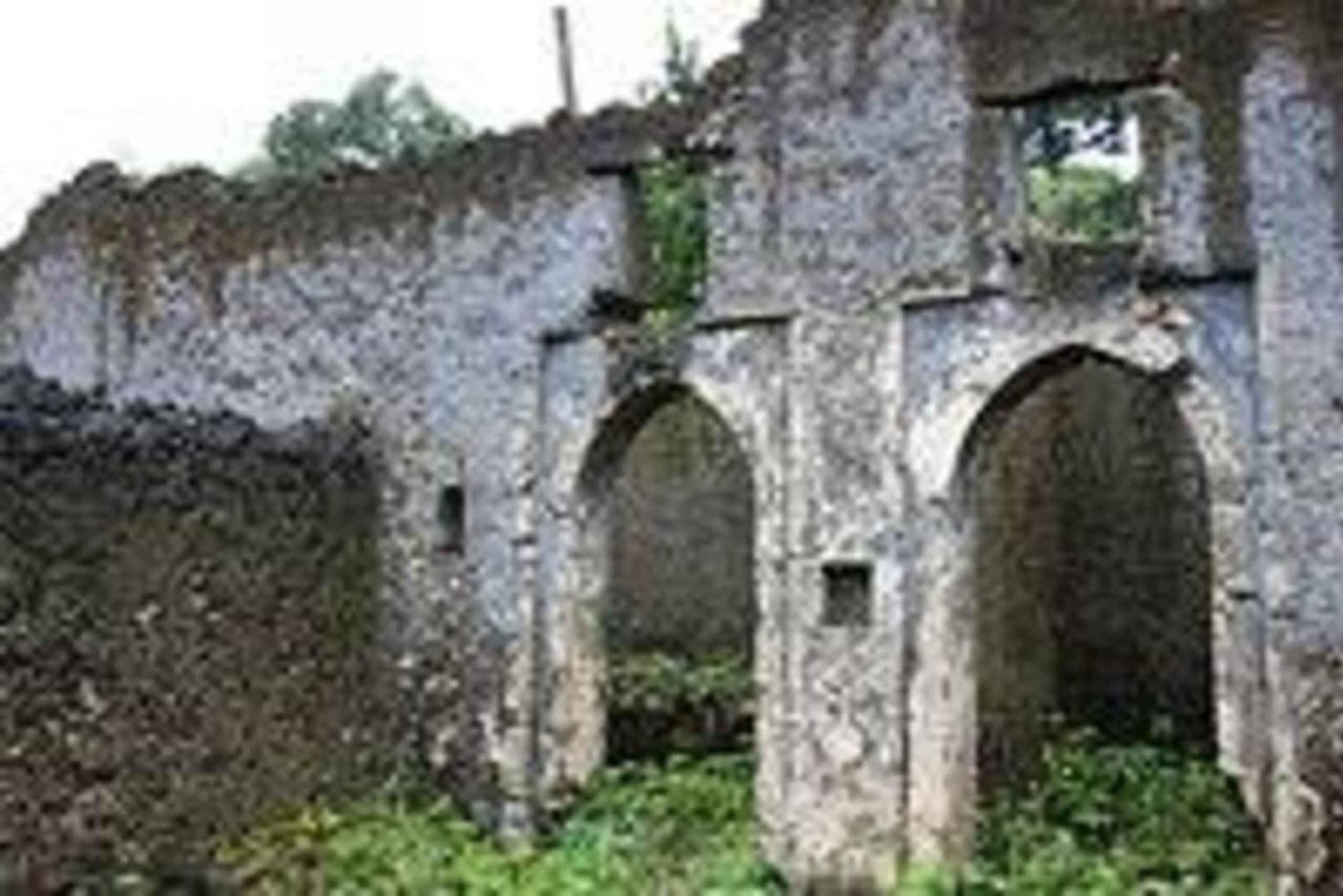 Zanzibar: tur til Fukuchani-grotten og portugisiske ruiner