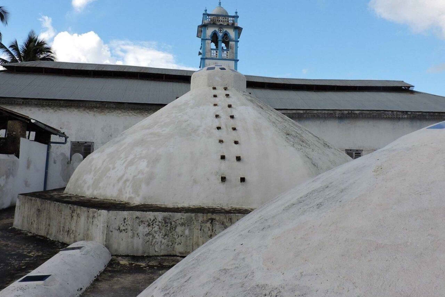 Занзибар: экскурсия с гидом по персидским баням Хамамни