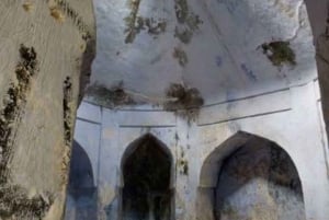 Занзибар: экскурсия с гидом по персидским баням Хамамни