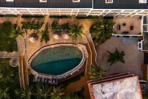 Zanzibar: 1 Day Pass all inclusive island Resort experience